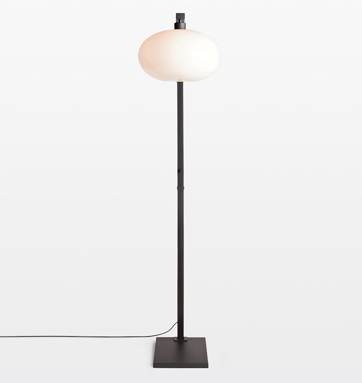 Damon Overarching Lamp | Rejuvenation