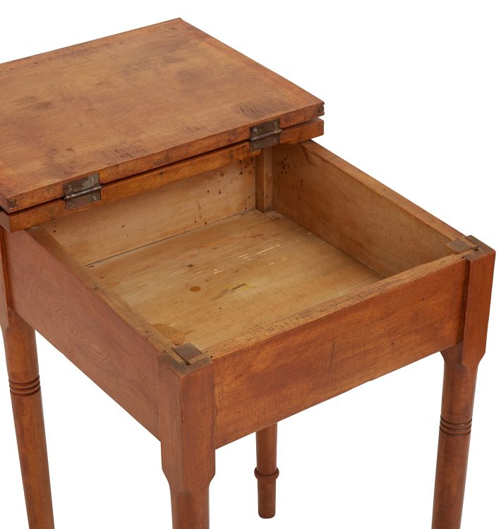 https://assets.rjimgs.com/rjimgs/ab/images/dp/wcm/202328/0026/antique-victorian-flip-top-writing-desk-o.jpg