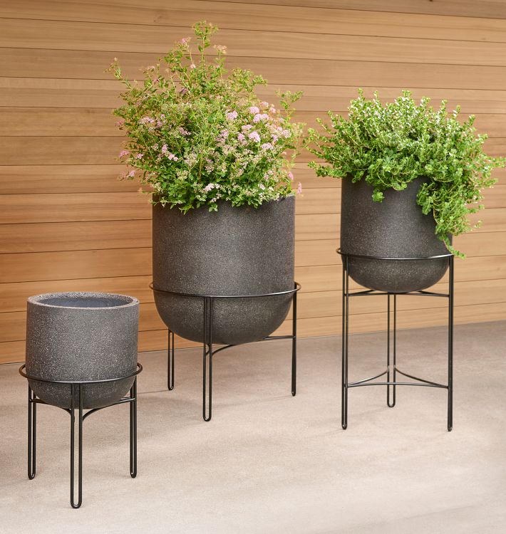 Dell All-Weather Planter with Stand