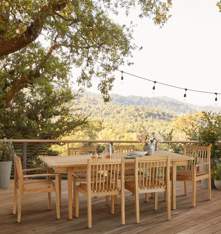 Anacortes Outdoor Dining Collection