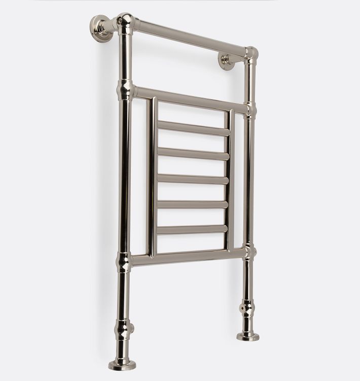 Traditional Floor-Mounted Towel Warmer