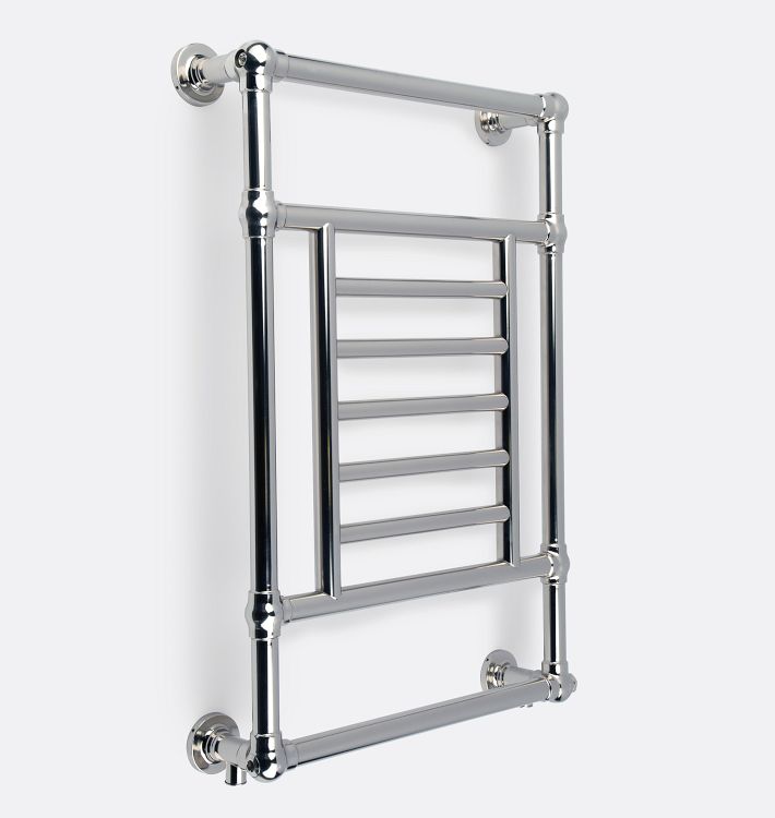 Traditional Wall-Mounted Towel Warmer