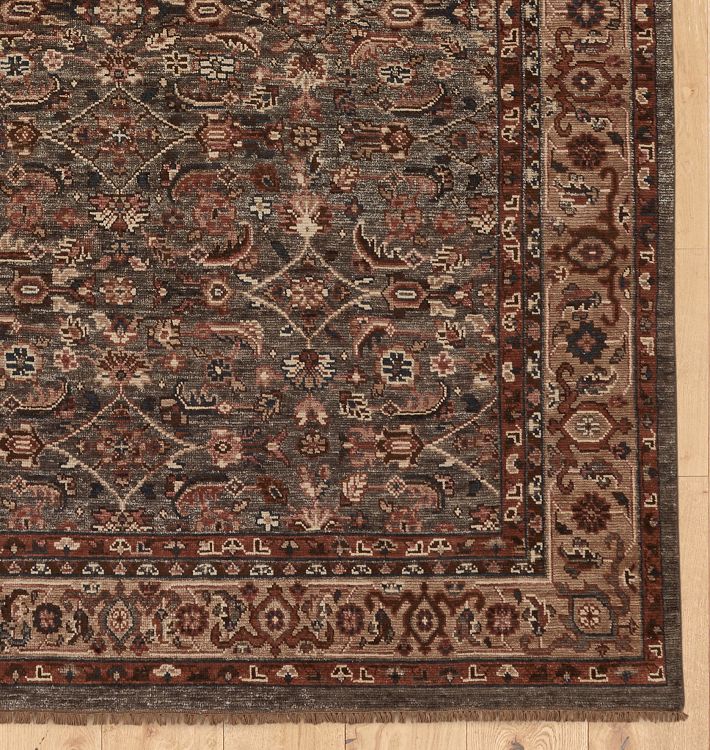 Doris Hand-Knotted Rug