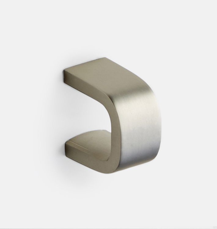 Larkin Finger Pull, Brushed Nickel