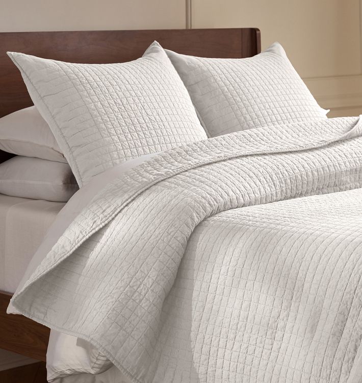 Stitched Belgian Linen Quilt &amp; Shams