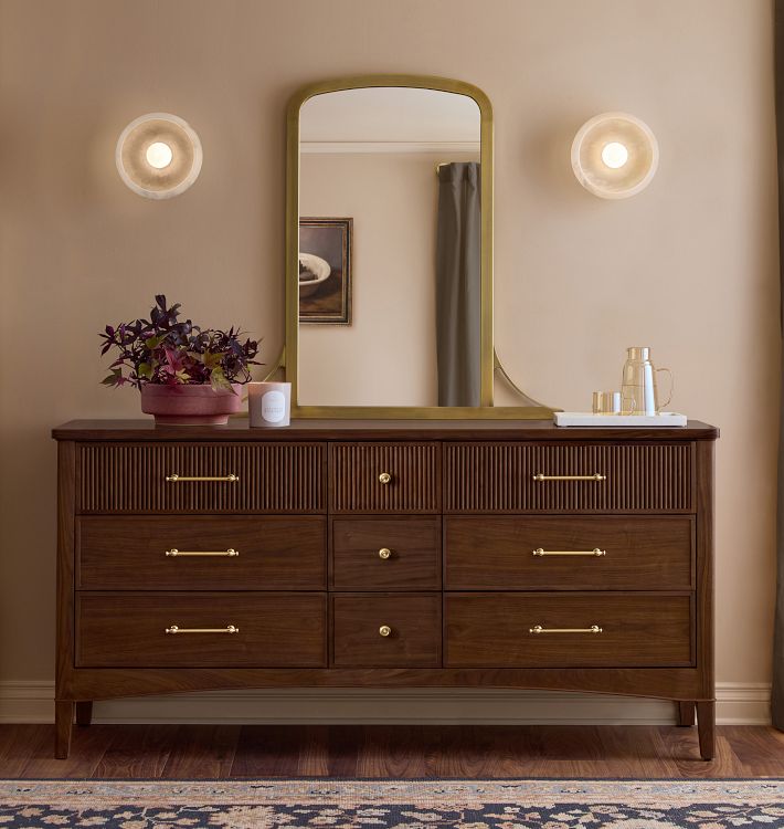 Islington Dresser, 72&quot;