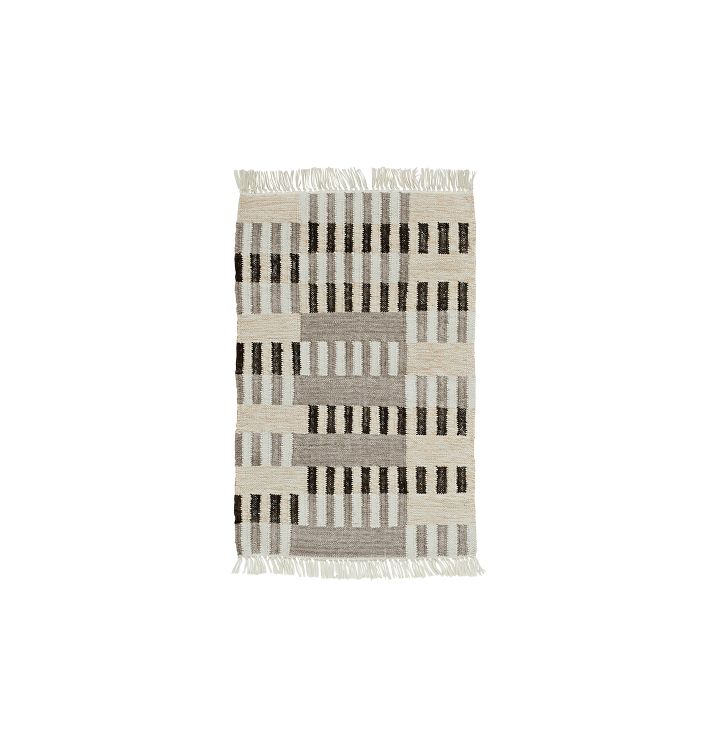 OPEN BOX: Kiel Indoor/Outdoor Rug, 2' x 3'
