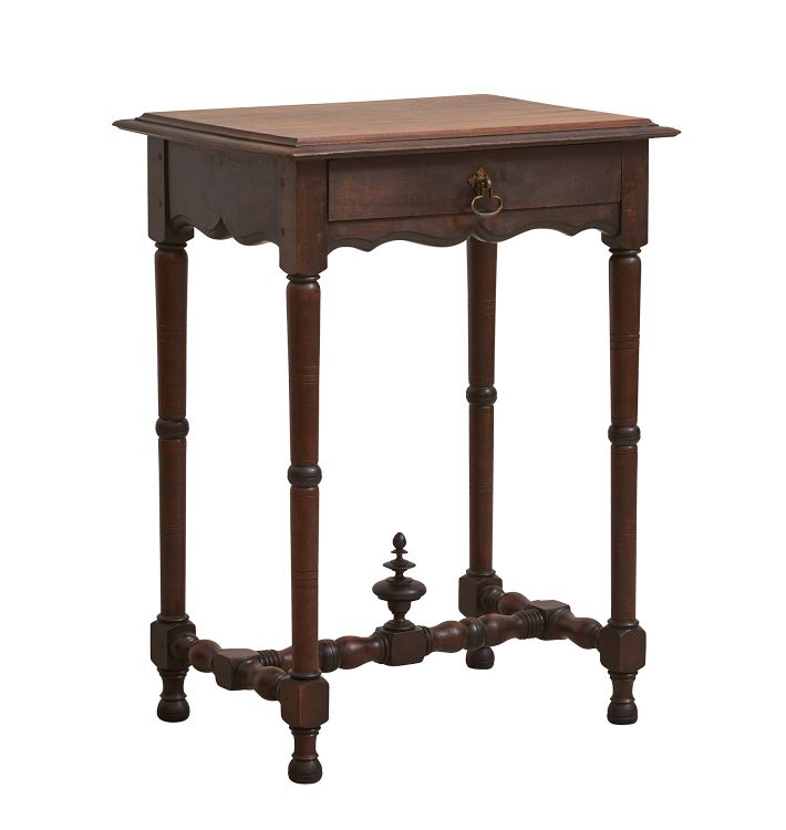 Vintage Louis XIII Side Table in Oak with Pronounced Finial and Drawer with Ring Pull