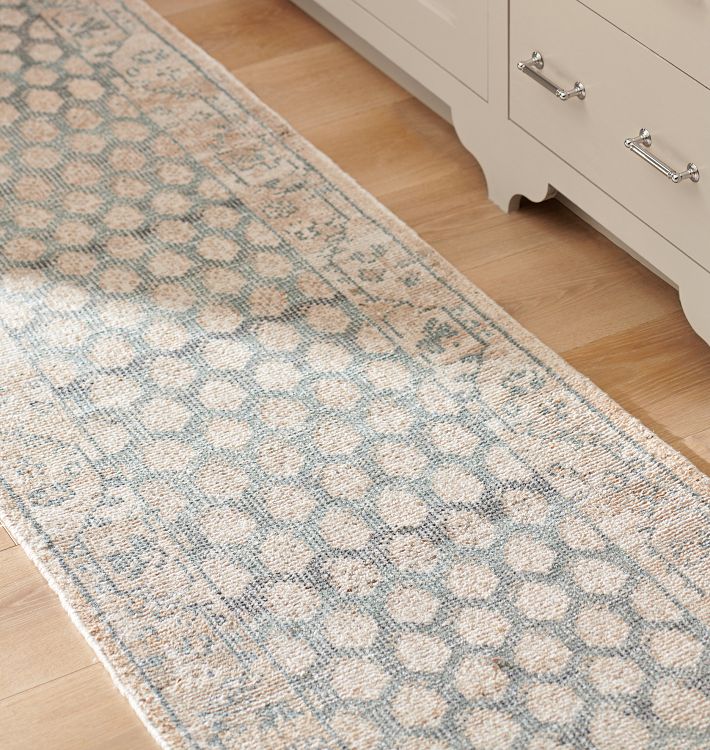 Winnie Indoor/Outdoor Hand-Knotted Rug | Rejuvenation