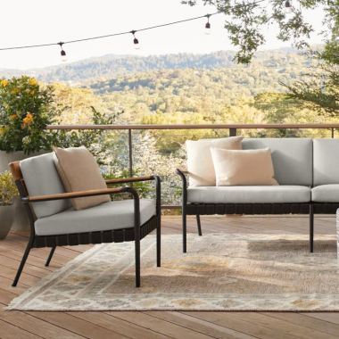 Outdoor Lounge Sofas &amp; Chairs