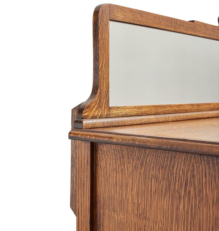 VintageTraditional Sideboard with Low Mirrored Backsplash in Tiger VintageTraditional Sideboard with Low Mirrored Backsplash in Tiger