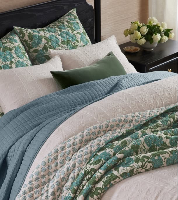 Bedding & Decor