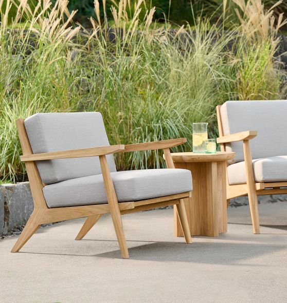 Mesa Indoor/Outdoor Side Table | Rejuvenation