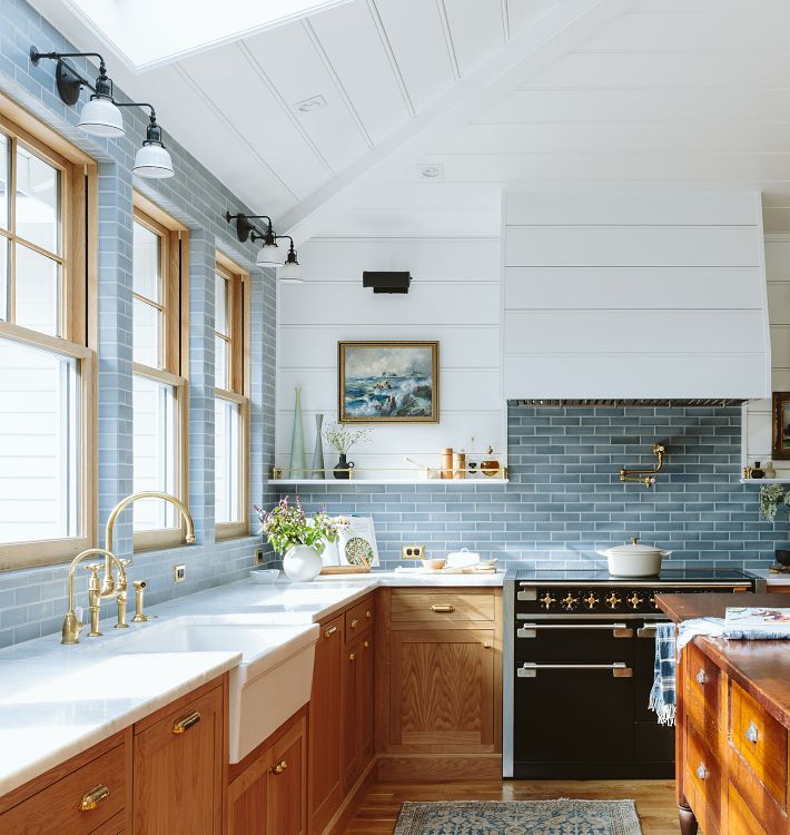 Fairview Traditional 2Light Sconce Rejuvenation