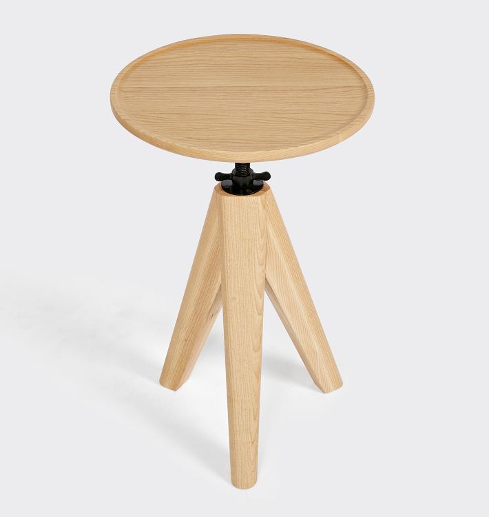 Adjustable Cocktail Table With Hidden Storage