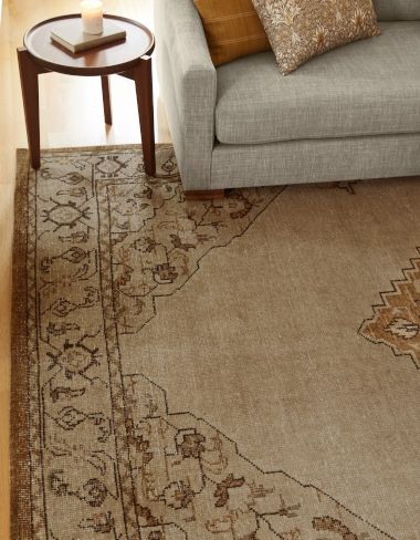 Rugs Up To $400 Off
