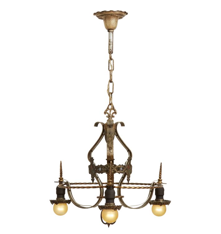 Vintage Romance Revival 3-Light Chandelier