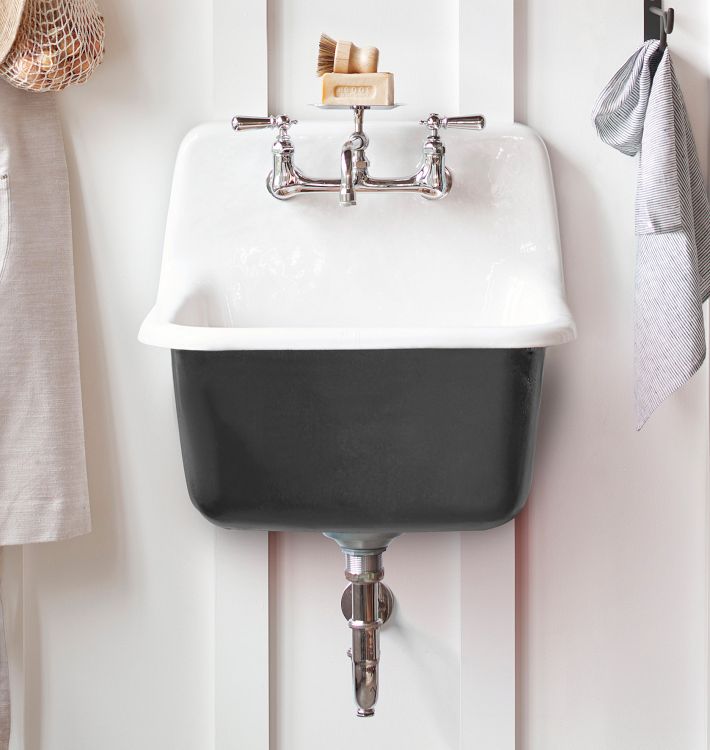 Grizzly Cast Iron Utility Sink with Drain