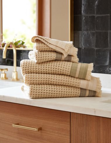 Bath Towels &amp; Linens