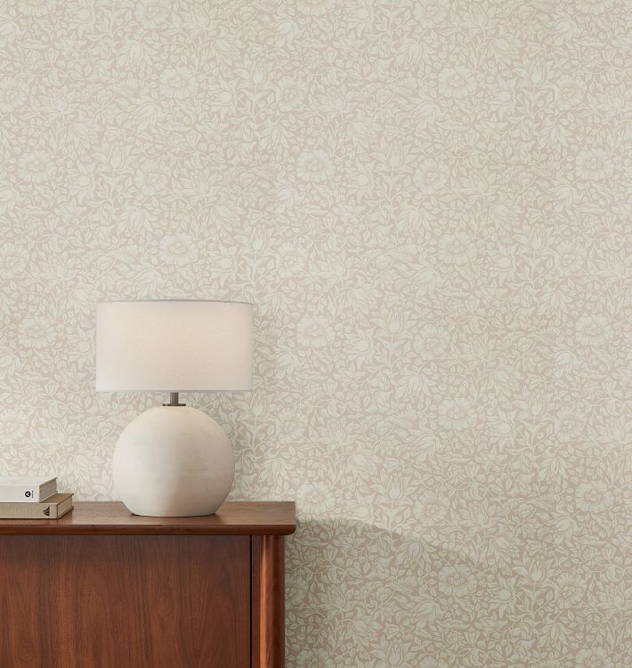 Mallow Morris & Co. Wallpaper, Roll - Dusky Rose