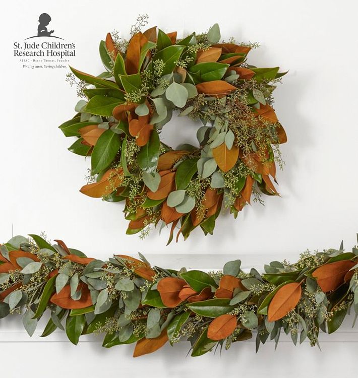 Live Magnolia &amp; Seeded Eucalyptus Garland and Wreath