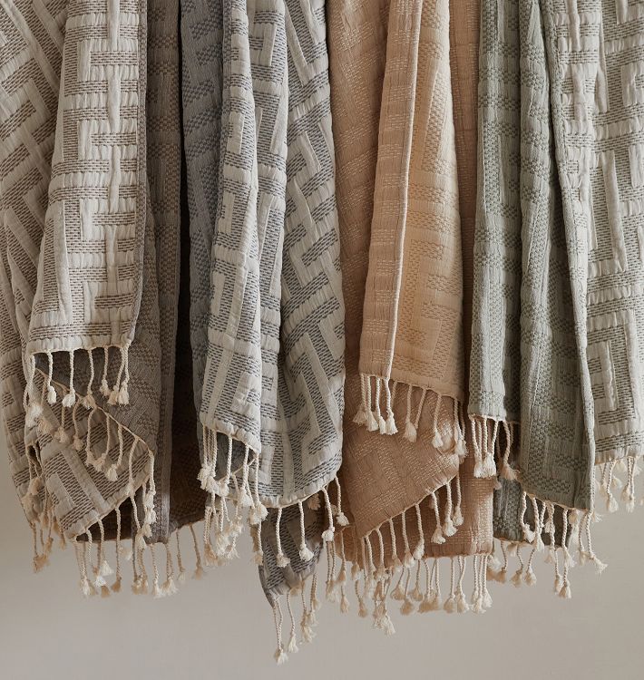 Jacquard Reversible Organic Cotton Throw