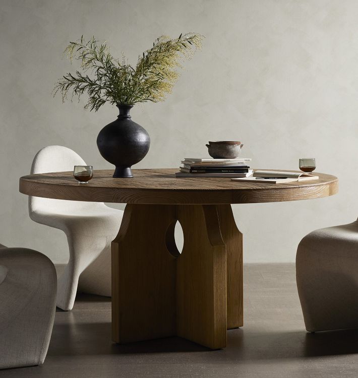 Lennington Round Dining Table