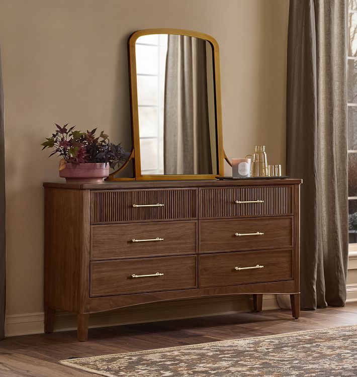 Islington Dresser, 56&quot;