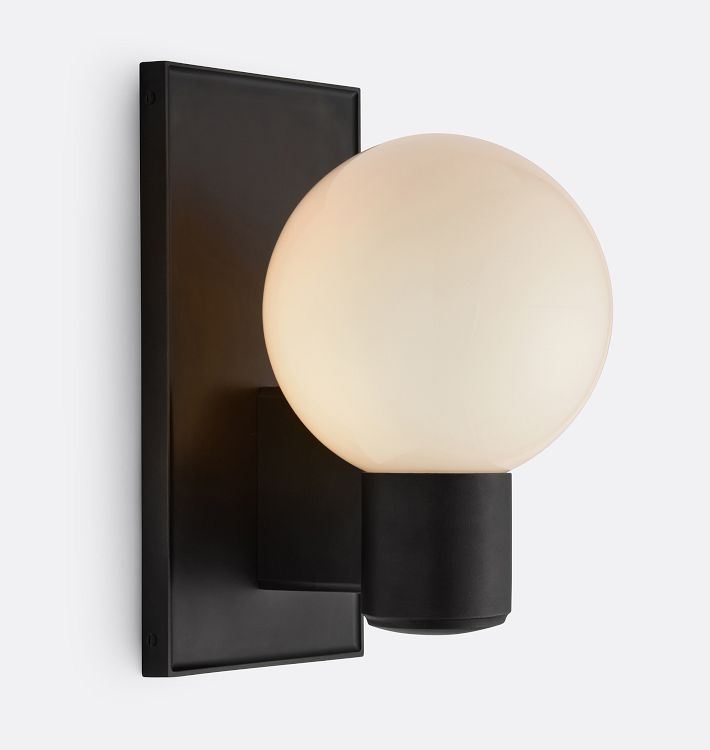 Maverick Sconce