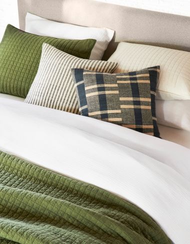 Pillows &amp; Throws