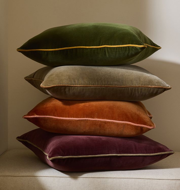 Italian Velvet Contrast Piping Pillow Cover