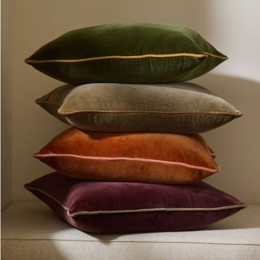 Pillows &amp; Throws