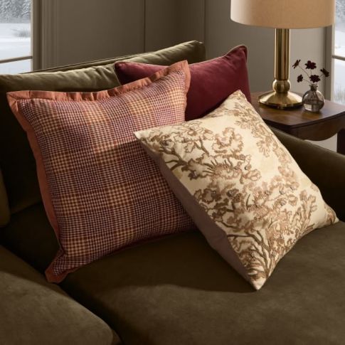 Pillows &amp; Throws