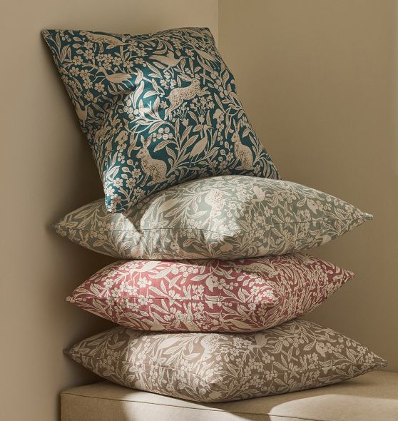 Chrysanthemum Jacquard Woven Tapestry Pillow Cover | Rejuvenation