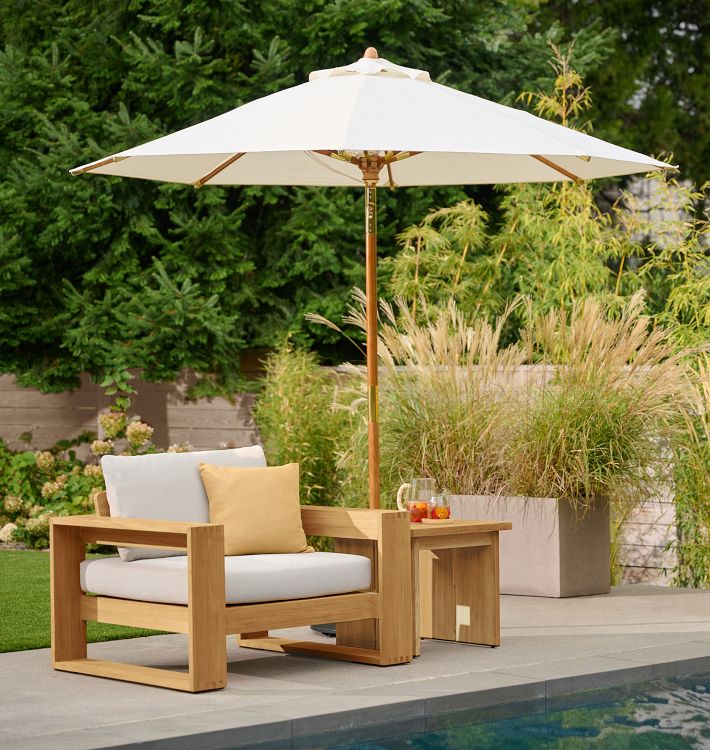 10 foot round deluxe eucalyptus wood patio umbrella Garden The Montague umbrellas will complete your exterior space with a high Winward Round Eucalyptus Wood Outdoor